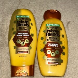 GARNIER Whole Blends Honey Treasures 🍯 Repairing Shampoo 🧴 & Conditioner 🧴Set